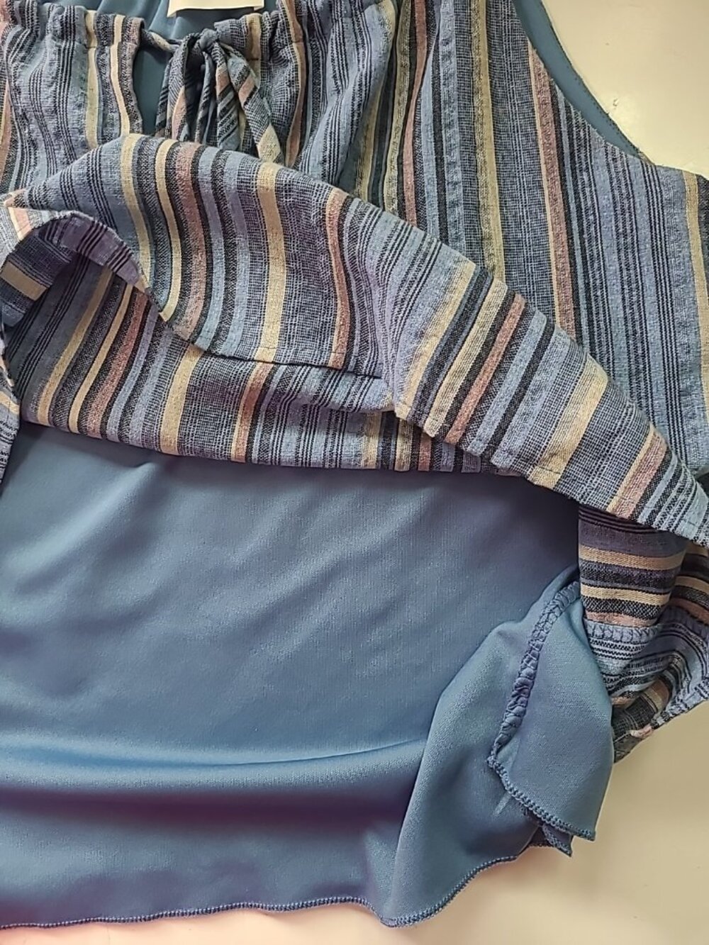 Everly Womens  Tank Blouse Size S Tank Shirt Blue Stripe Lined Strappy Keyhole - Picture 14 of 16